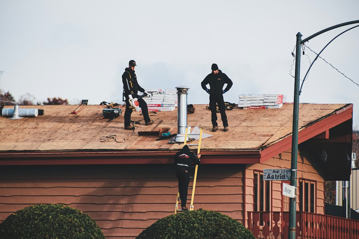 Understand commercial roof replacement cost in Tampa by learning what impacts pricing, from materials to labor, so you can plan your project confidently.